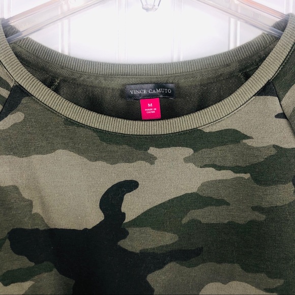 VINCE CAMUTO Cold Shoulders Camosweatshirt. Item# 0051 - Picture 4 of 7